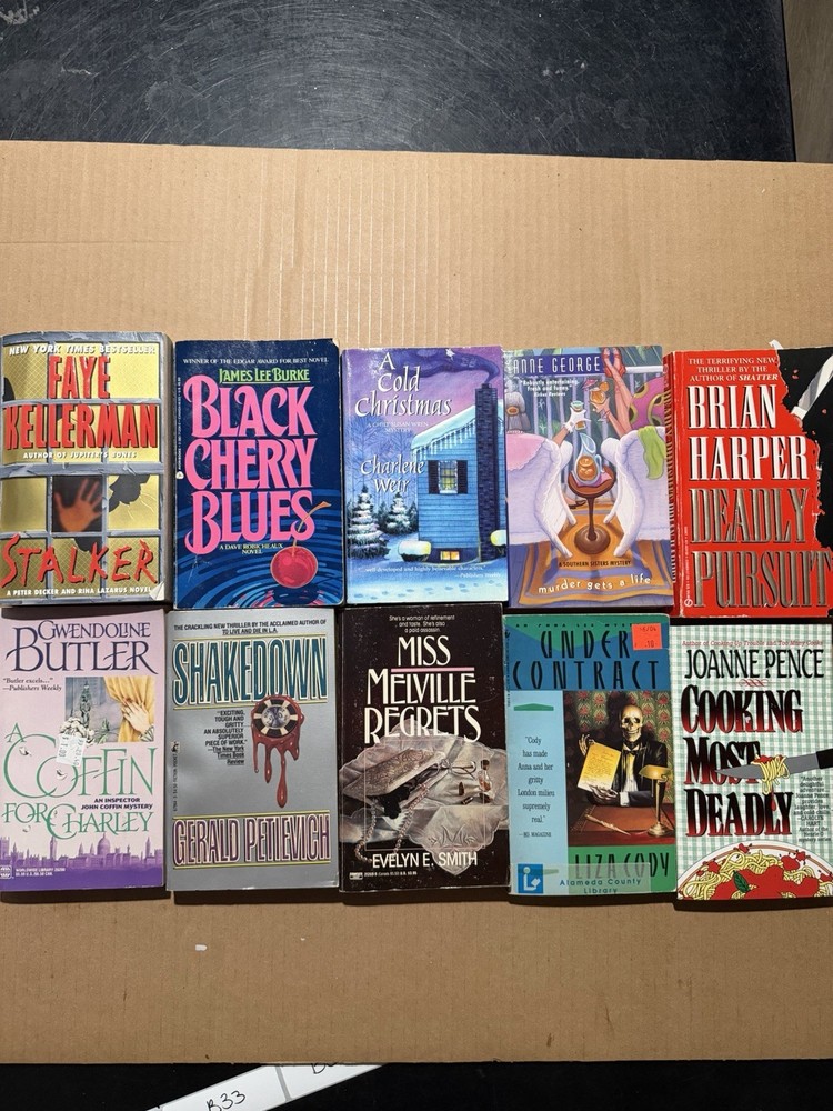 Lot of 10 random murder mystery novel paperback books, various authors B33