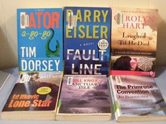 6 COZY MYSTERIES – LARGE PRINT – Different Authors -ex-lib trade PBs FREE SHIP