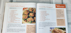 Taste of Home 2006 Weeknight Cooking Made Easy 336 pages hardcover 304 recipes