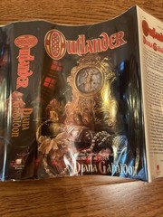 Diana Gabaldon – Outlander FLAT SIGNED BP 1st Edition 5th Printing Book 1 – 1991