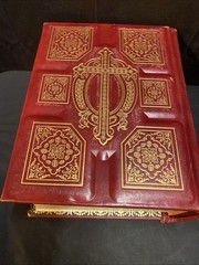 Holy Bible King James Red Letter Ed. PTL Club Extensive Study Helps Good Shape