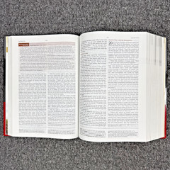 The Jeremiah Study Bible by Dr. David Jeremiah NKJV 2013 HC/DJ