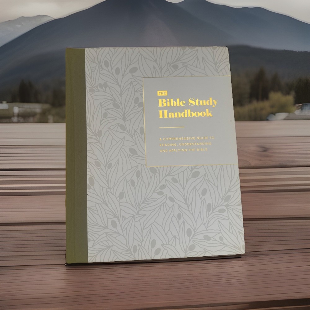 The Bible Study Handbook by The Daily Grace Co. (Hardcover, 2024)
