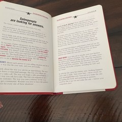 Jeffrey Gitomer’s Little Red Books of Selling & Of Sales Answers Lot Of 2 VG