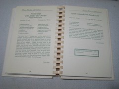 Marietta Ohio Welfare League Cookbook 1998 346 pages 800 recipes