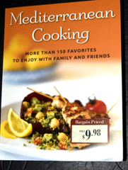 SOFT COVER BOOK, „MEDITERRANEAN COOKING,” 150+ Recipes, 367 Pages, New (c) 2010