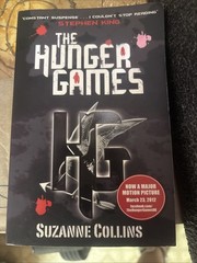 Hunger Games by Suzanne Collins (Trade Paperback)