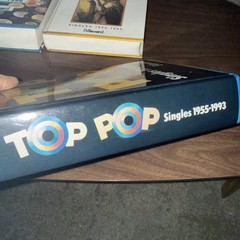 Joel Whitburn’s Top Pop Singles 1955-1993 Hardcover 896 Pages 7th Ed. Every Hit