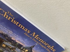 The Christmas Menorahs How a Town Fought Hate paperback by Janice Cohn