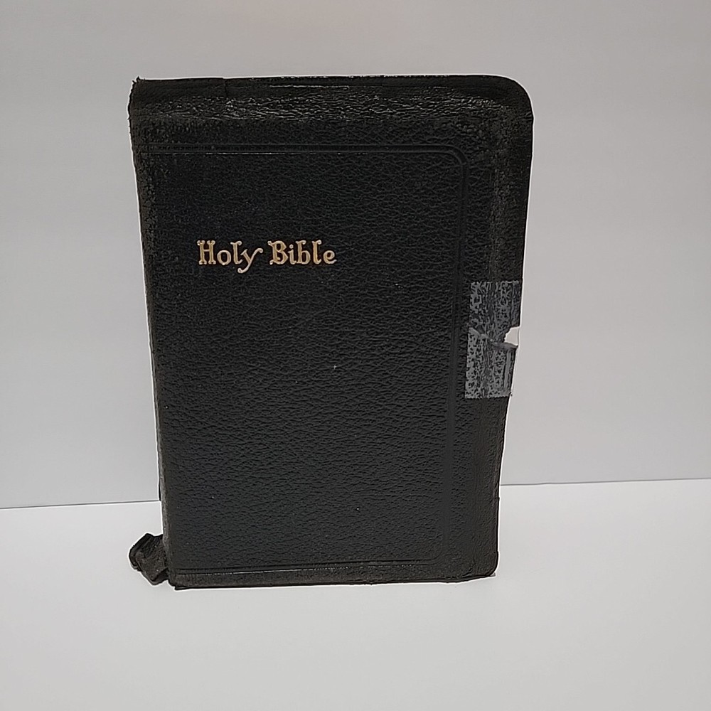 HOLY BIBLE National Bible Press Pronouncing Red Letter National