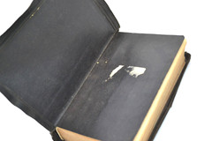 Vintage The Holy Bible Self-Pronouncing Edition National Bible Press Compact