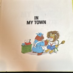 Listen 'n Look Book In My Town by Richard Scarry HC Illustrated 1976