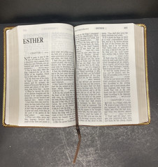 Holy Bible King James Giant Print Brown Bonded Leather Christian Heritage Publ