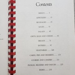 Aunt Bees Mayberry Cookbook 244 Pages Recipes Interesting Read Too
