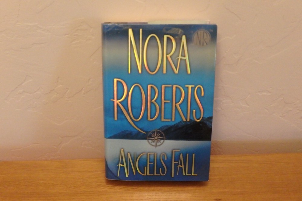 Nora Roberts ~ Various titles ~ HC w/ DJ ~ YOU CHOOSE