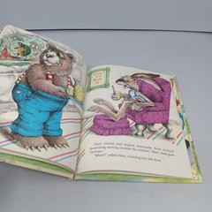 The Tortoise and the Hare: 1984 Holiday House Hardcover by Janet Stevens