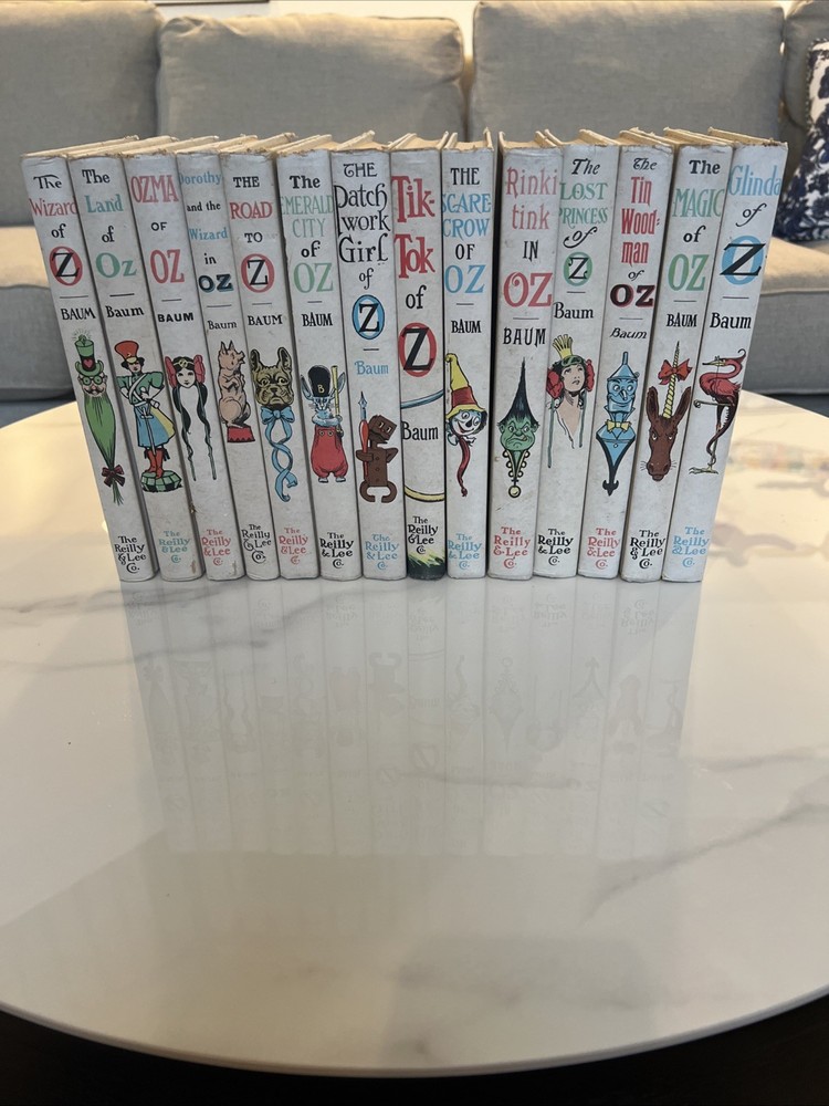 Wizard of OZ L. Frank Baum 14 Books Hardcover Reilly & Lee White Edition 1960’s!