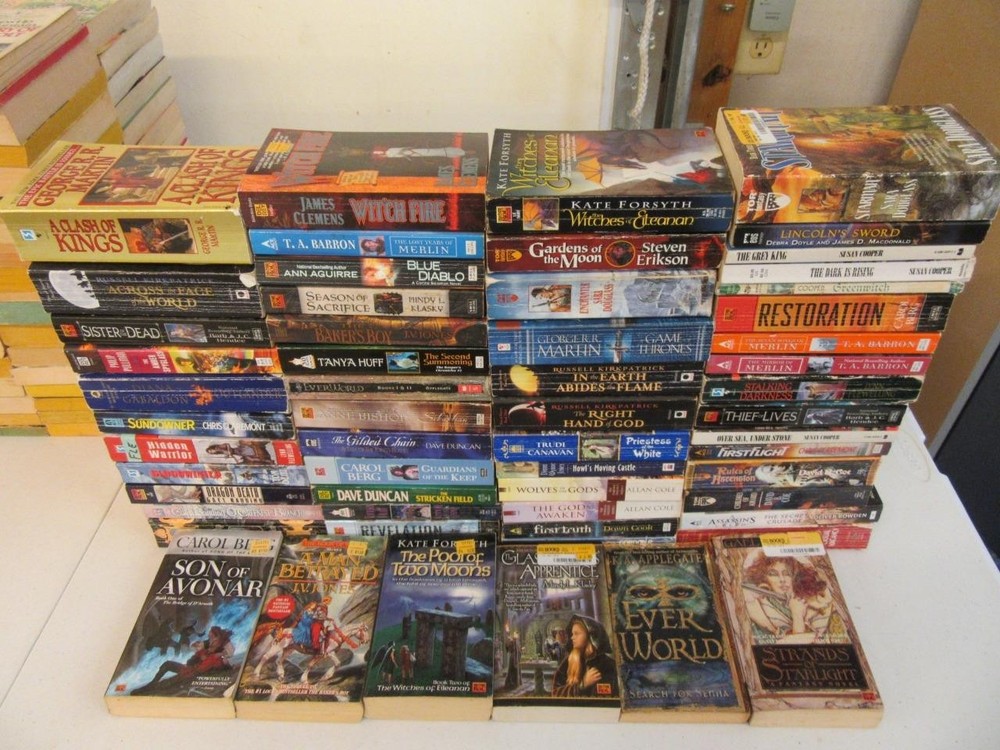 BIG Lot (59) FANTASY Books GEORGE RR MARTIN ANN AGUIRRE DAWN COOK DIANA GABALDON