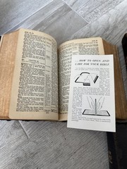 ✝️ National Bible Press Holy Bible Old & New Testament Pronouncing Red Letter