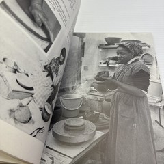 Coiled Pottery Traditional and Contemporary Ways Betty Blandino PB 1989 Crafts