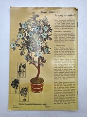 1968 Booklet How to Arrange Fresh and Silk Flowers 39 Pages
