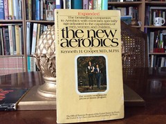 The New Aerobics Health by Kenneth H. Cooper Bantam Books (1975 Mass Market PB)