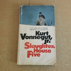Lot of 5 Kurt Vonnegut, Jr. Paperback Books Slaughterhouse-five, Mother Night