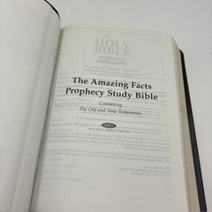 USED Prophecy Study Bible (2008 Black Leathersoft) – Amazing Facts Commentary