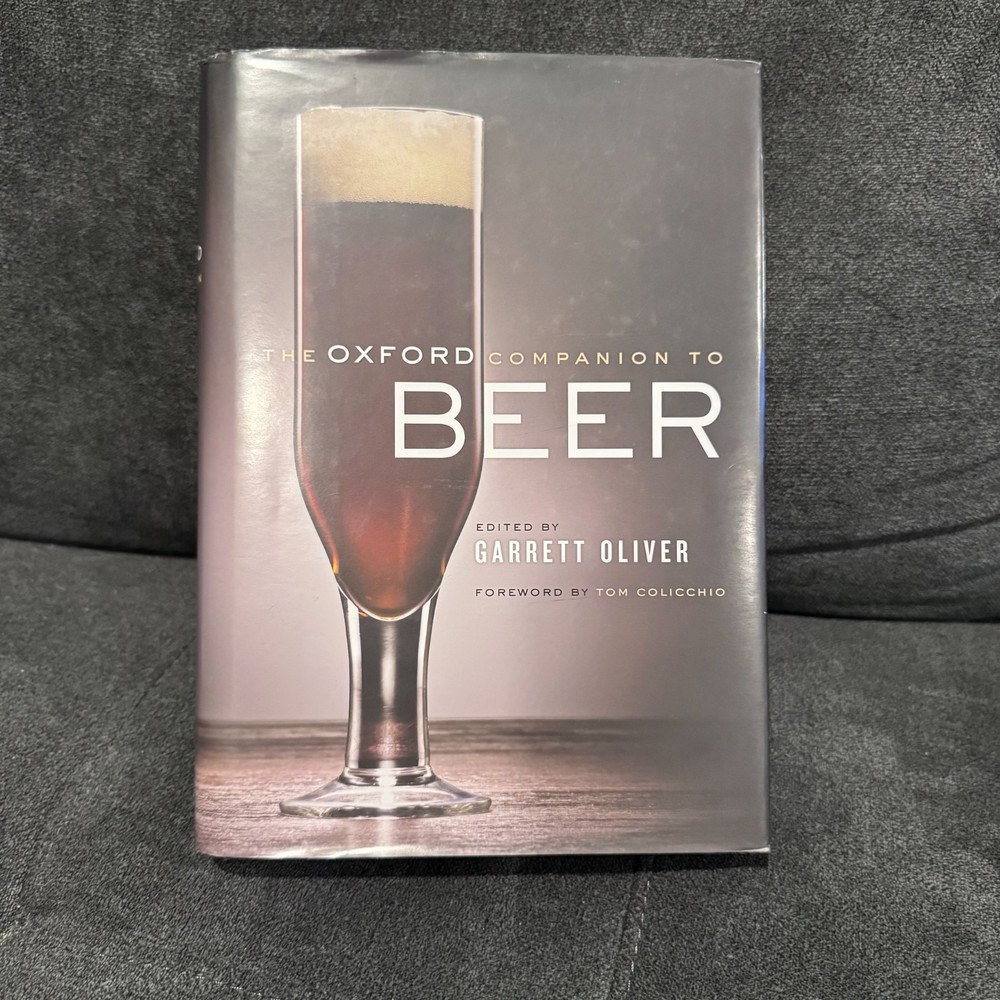 The Oxford Companion to Beer, Garrett Oliver (Hardcover) EUC 960 Pages