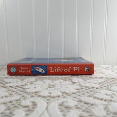 Life of Pi Yann Martel 2002 Man Booker Prize Winner Paperback Novel