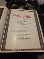 Vintage 1970s Fireside Family Edition Holy Bible (King James Version) with Salt