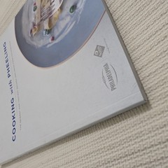 Cooking with Pheeling Kraft 2010s Philly Recipes Trade Paperback Cookbook