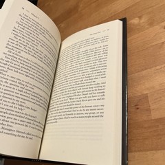 Cracked, Not Broken: Surviving and Thriving After a Suicide Attempt SIGNED