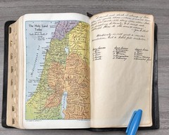 MOROCCO LEATHER Bible; RSV World 1962; Concordance; Thumb Indexed; Color Maps