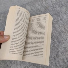 Paperback Mythology : Timeless Tales of Gods and Heroes by Edith Hamilton 2011