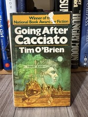 Going After Cacciato Tim O’Brien Vintage Paperback Vietnam War Dell Publishing
