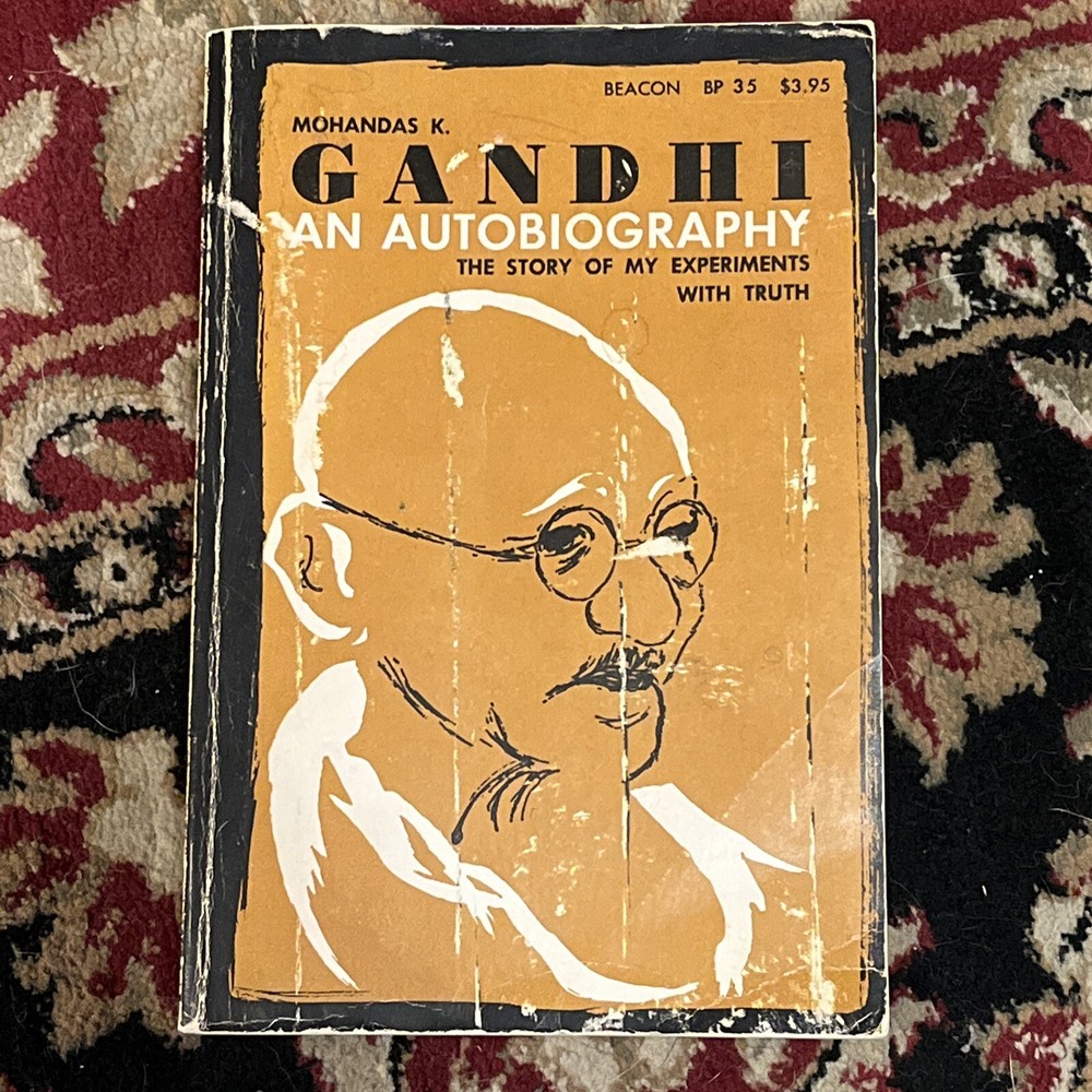 Mohandas K. Gandhi: An Autobiography (1972, Paperback, 1st Ed/Later Printing)