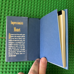 MINIATURE ART MASTERS ART BOOK OF MONET 1993 GERHARD GRUITROOY