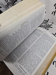 Good News New Testament Today’s Living Bible English Version 1976 Hardcover
