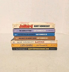 7 Vintage Kurt Vonnegut, Jr. Paperback Novels (Dell & Delta) – No Duplicates