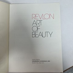 1982 REVLON ART OF BEAUTY WORKBOOK THAT SHOWS YOU HOW TO LOOK YOUR BEST