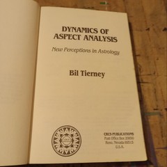 Bill Tierney Dynamics Of Aspect Analysis New Perspectives In Astrology 8vo SC VG