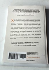 La Corresponsal by Virginia Evans 2025, Trade Paperback Spanish First Edition