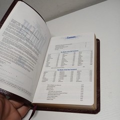 The Student Bible New International Version 1996 Edition Burgundy Bonded Leather