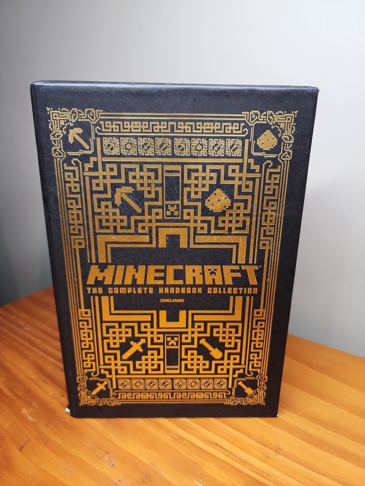 Minecraft 2014 The Complete Handbook Collection 4 Book Set Edgmont Mojang VGC