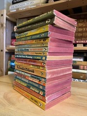 Lot Of 18 Vintage Bantam Books Paperbacks Complete And Unabridged 1940s