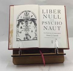Liber Null & Psychonaut: The Practice of Chaos Magic (Revised an [Royal Edition]