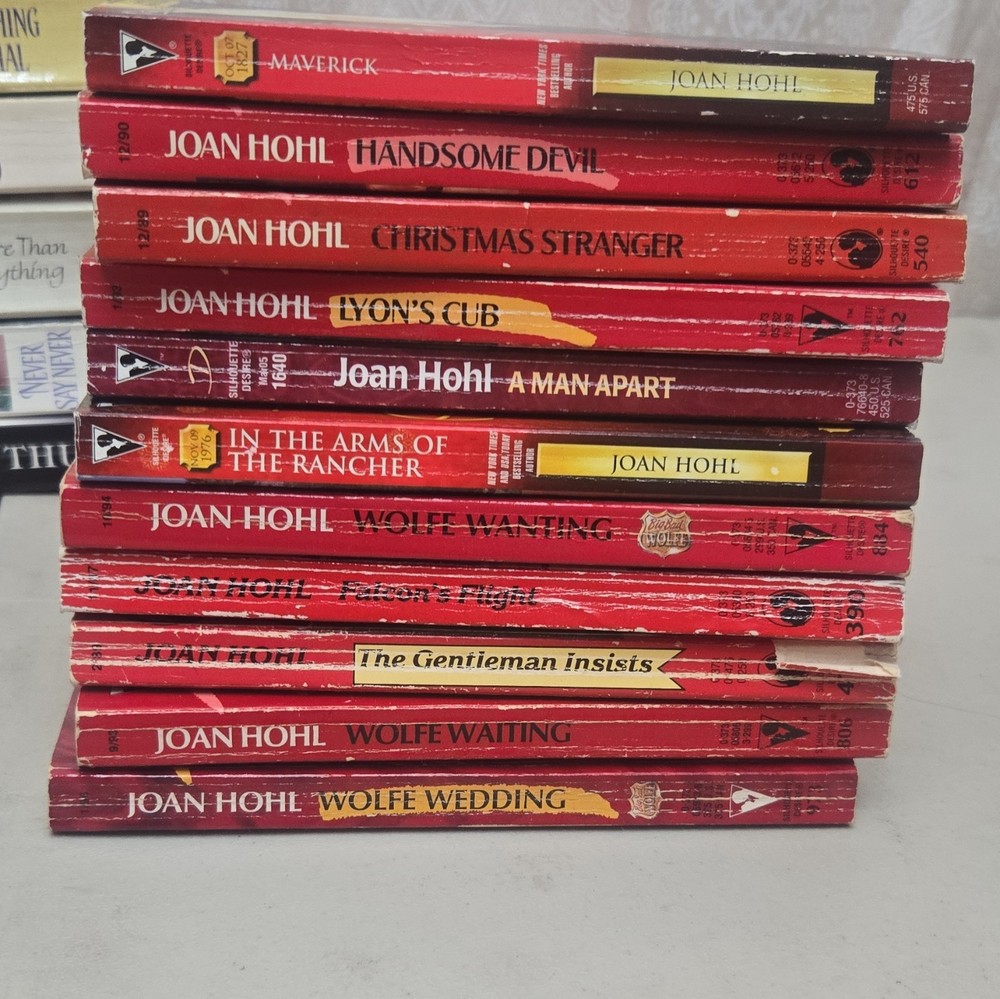 Joan Hohl Romance Paperback Novel Lot – Big Bad Wolfe Series Fiction (English)
