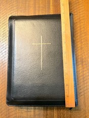 Arabic Bible, Van Dyck Version, Black Leather Zipper, Thumb Index, Classical