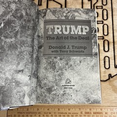 Donald Trump Business Book Art of the Deal Vintage 1st Ed HCDJ President 1987